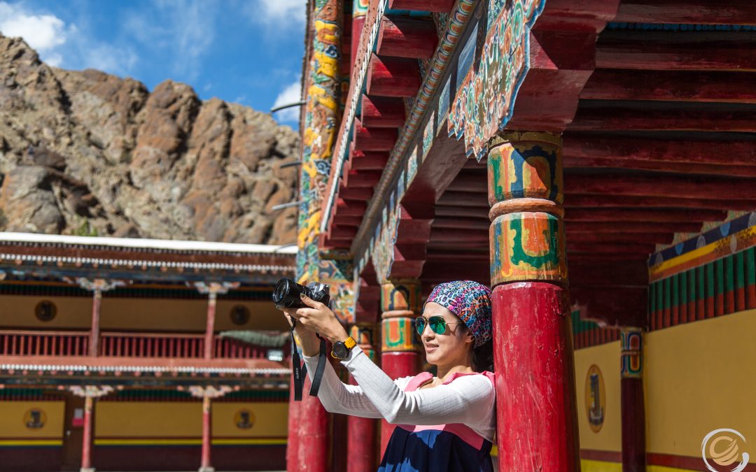 ศิจรินทร์ ปทุมมาลัย “ที่ปรึกษาการลงทุน”